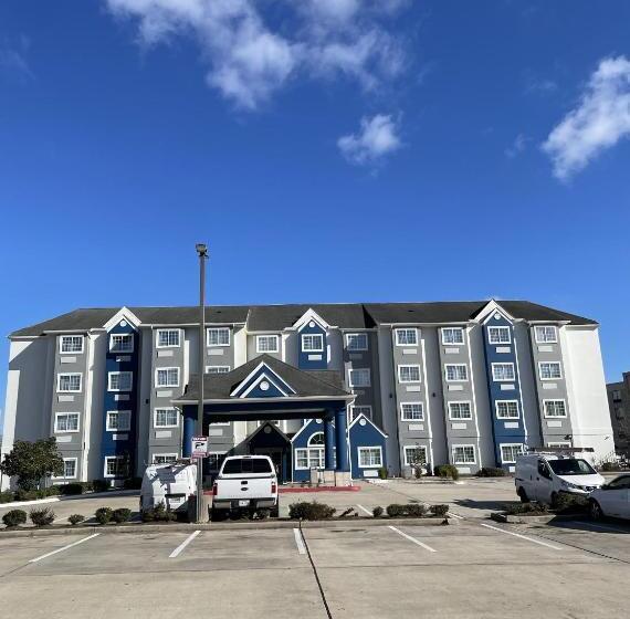 Microtel Inn And Suites Baton Rouge Airport