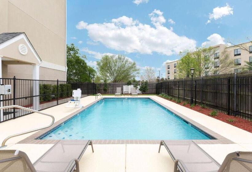 Microtel Inn And Suites Baton Rouge Airport