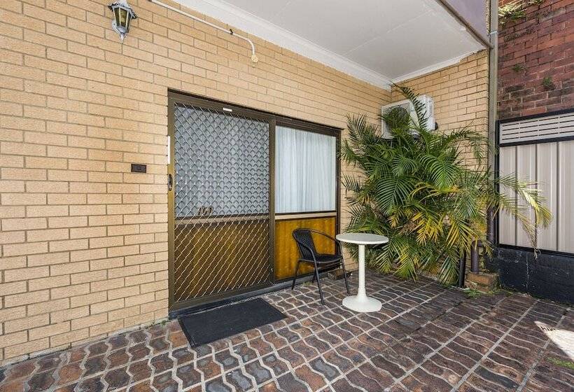 Comfort Inn Centrepoint Motel