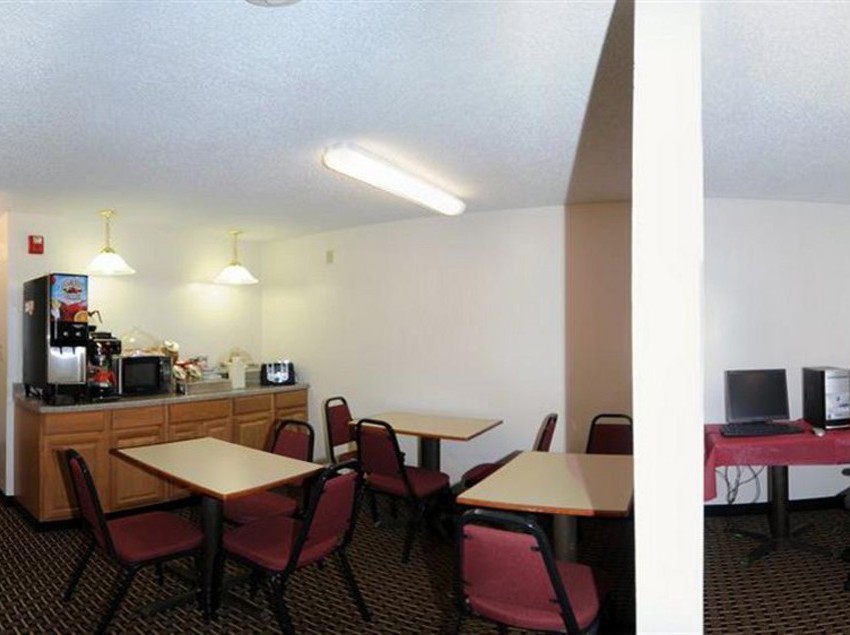 모텔 Knights Inn Downtown Columbus