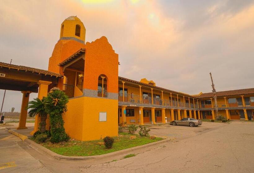 Мотель Knights Inn Kingsville