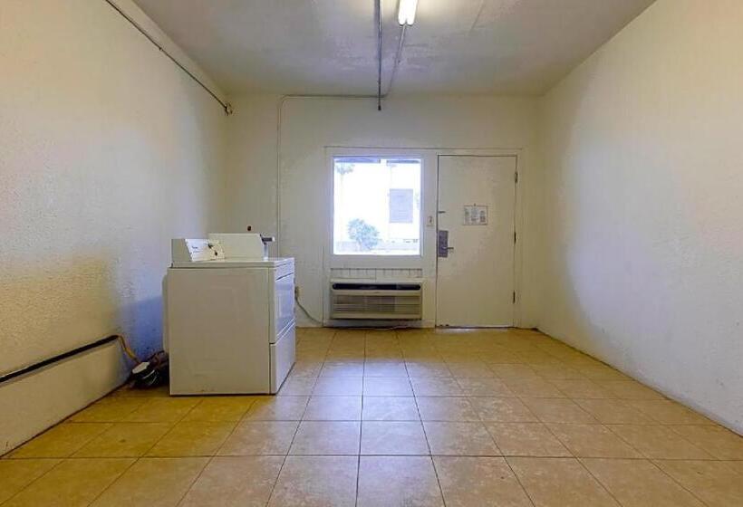 Мотель Knights Inn Kingsville