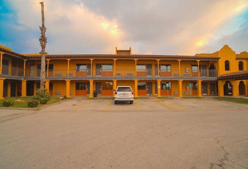 모텔 Knights Inn Kingsville