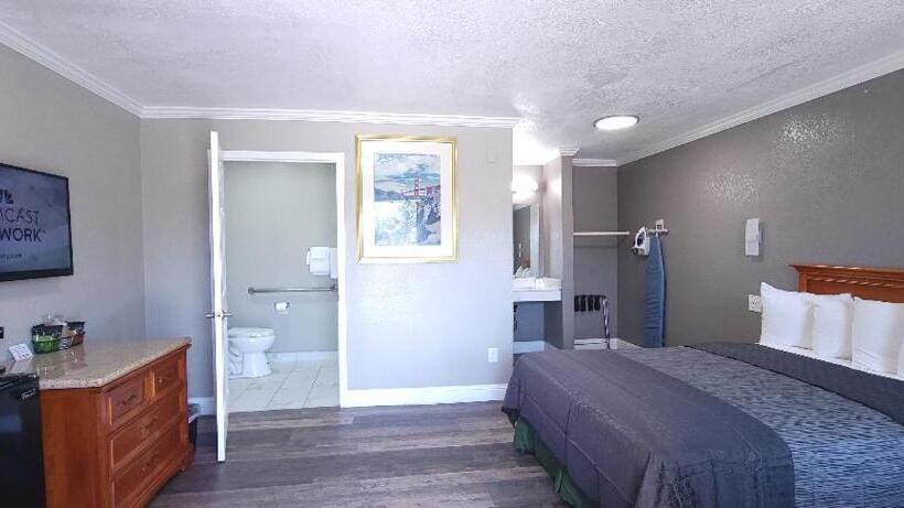 فندق على الطريق Rodeway Inn Chico University Area