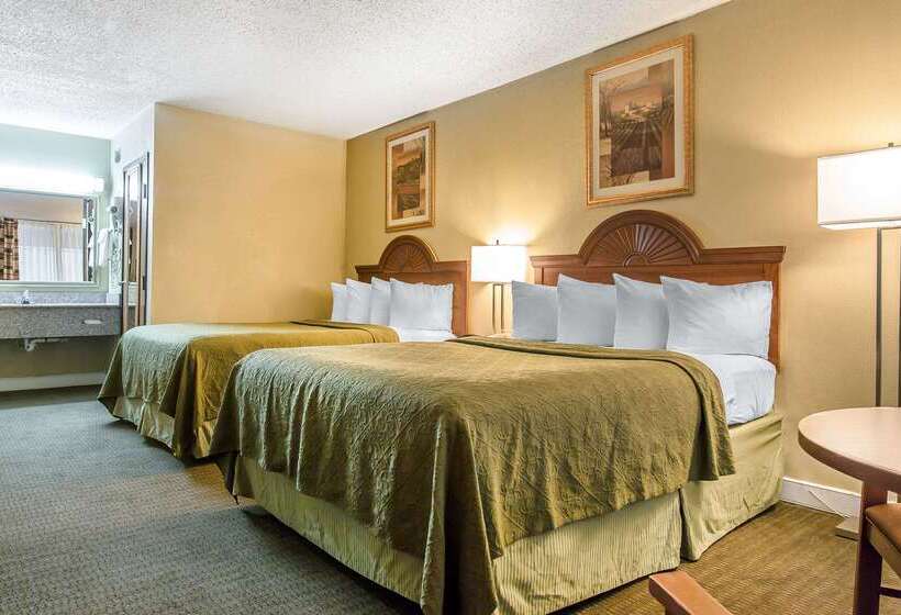 فندق على الطريق Rodeway Inn