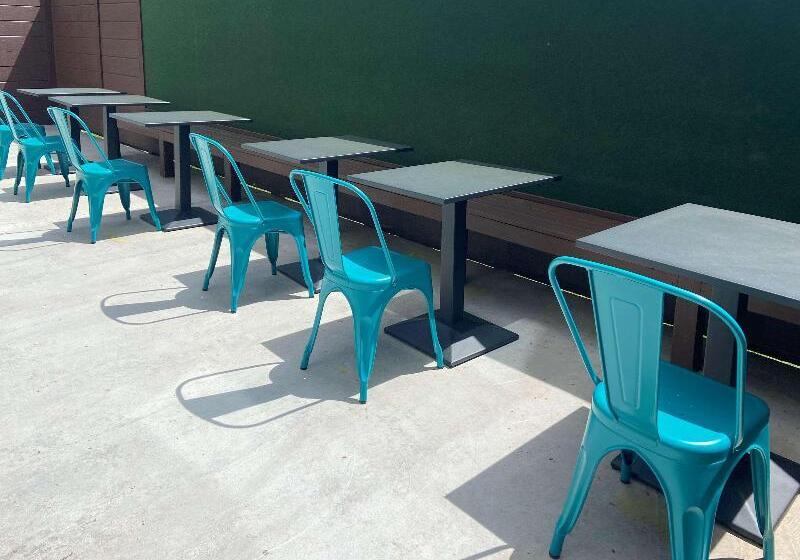 モーテル Clarion Pointe Tallahassee State Capitol