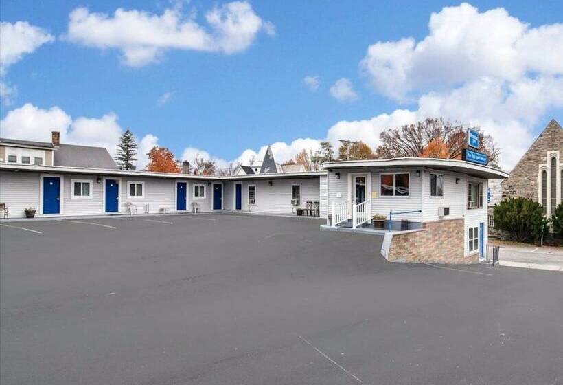 فندق على الطريق Royal Inn