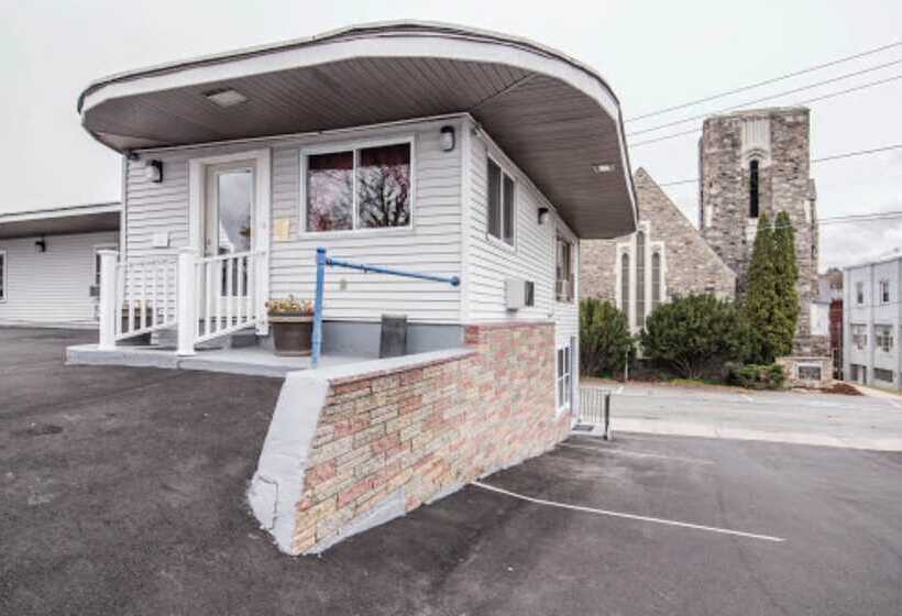 فندق على الطريق Royal Inn