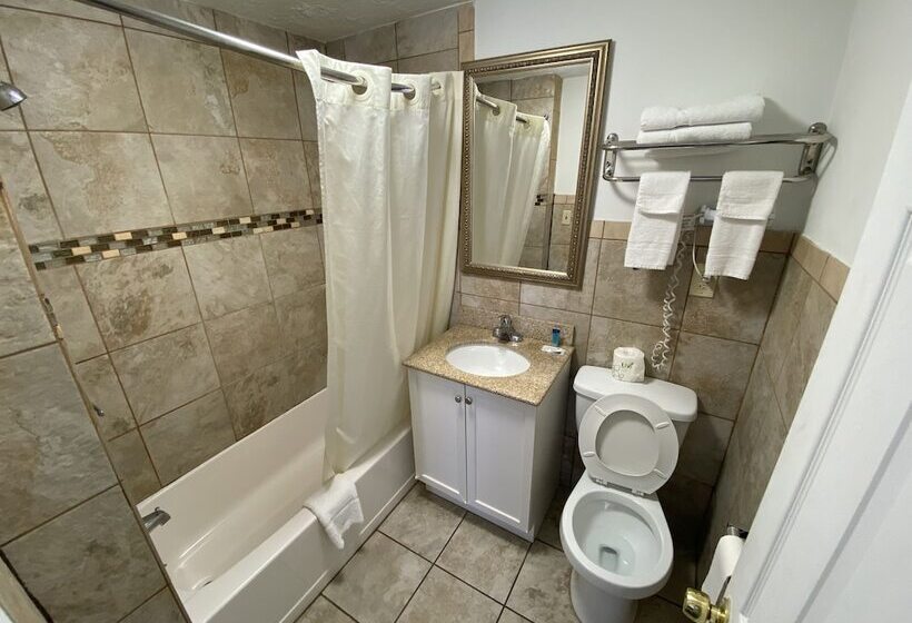 فندق على الطريق Royal Inn