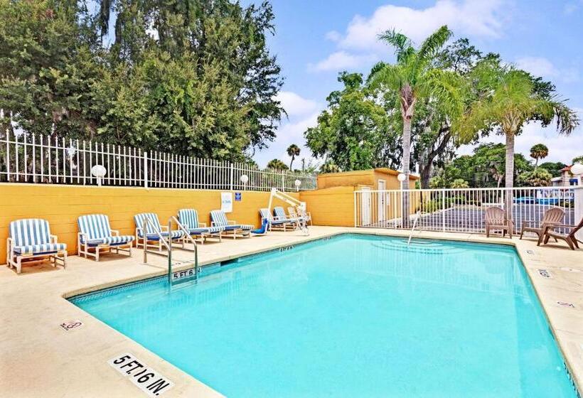 فندق على الطريق Sunset Inn Daytona Beach