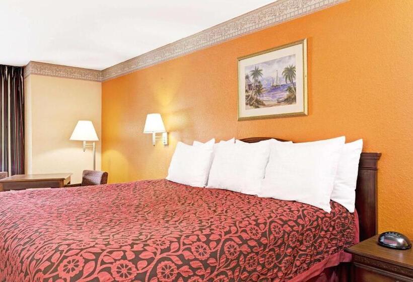 فندق على الطريق Sunset Inn Daytona Beach