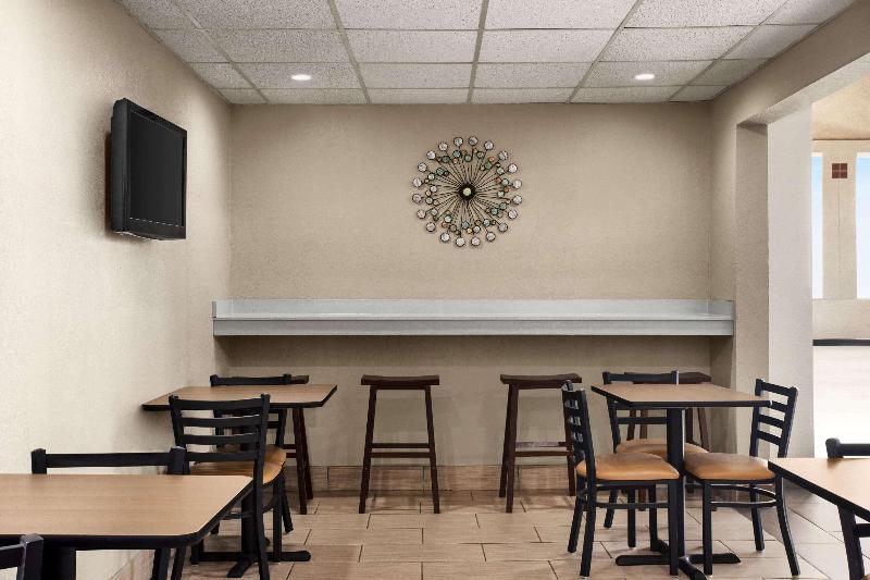 모텔 Super 8 By Wyndham Gainesville Tx