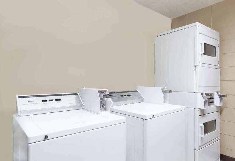 فندق على الطريق Super 8 By Wyndham Jacksonville Ar