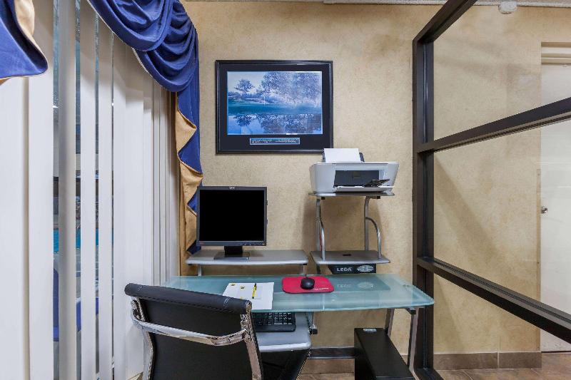 فندق على الطريق Super 8 By Wyndham Jacksonville Ar