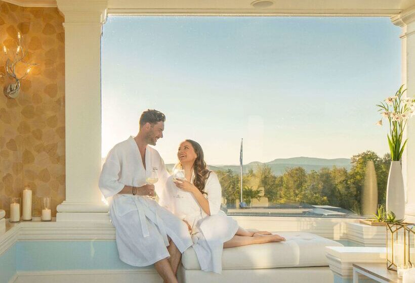 Mountain View Grand Resort & Spa