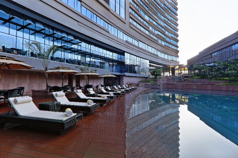 Novotel Kolkata Hotel And Residences