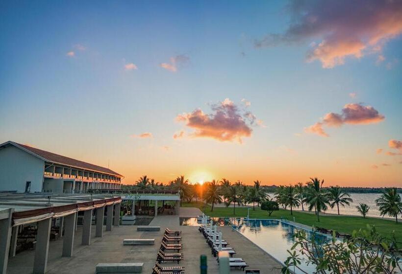 Курорт Amaya Beach Passikudah