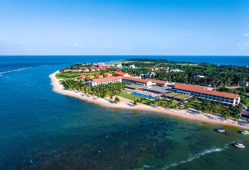 Курорт Amaya Beach Passikudah