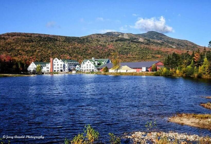 منتجع Snowy Owl Inn