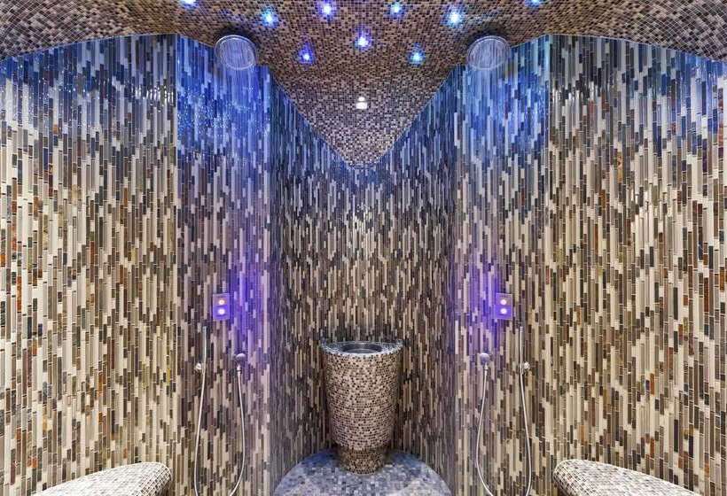 Salamander Resort And Spa