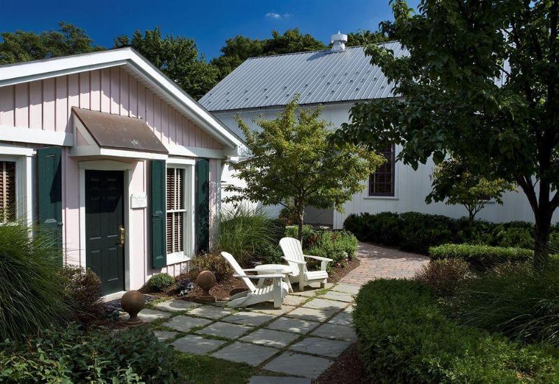 The Inn At Leola Village, A Historic Hotel Of America