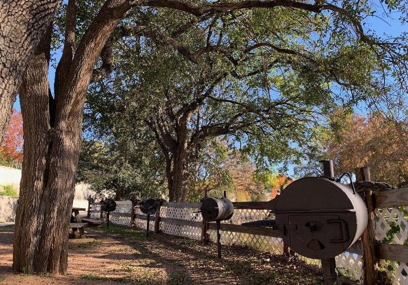 The Resort At Schlitterbahn