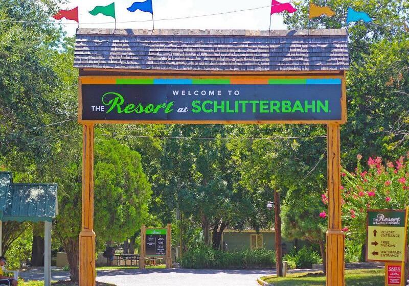 The Resort At Schlitterbahn
