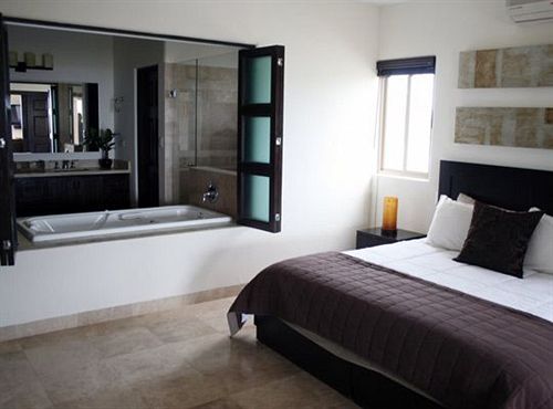 Ventanas Hotel & Residences