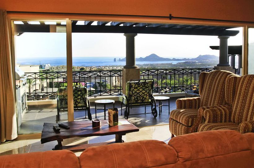 Ventanas Hotel & Residences