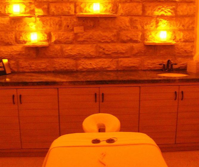 Ventanas Hotel & Residences