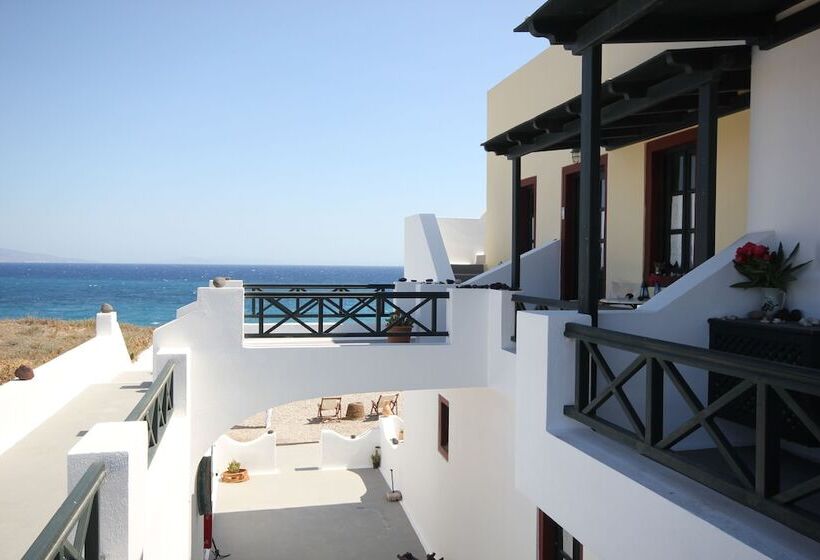 Vrachia Studios & Apartments