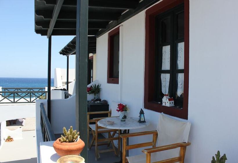 Vrachia Studios & Apartments