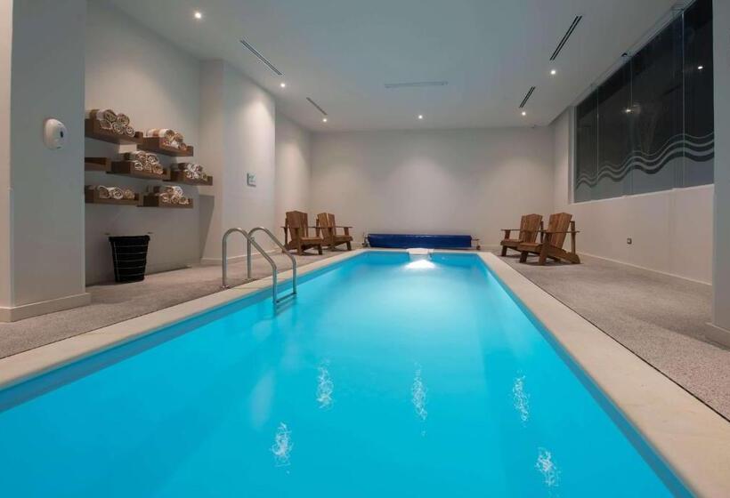 Microtel Inn & Suites By Wyndham Guadalajara Sur