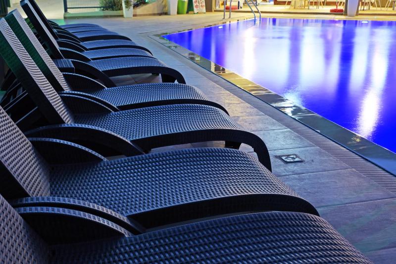 Hillside Studios & Apartments