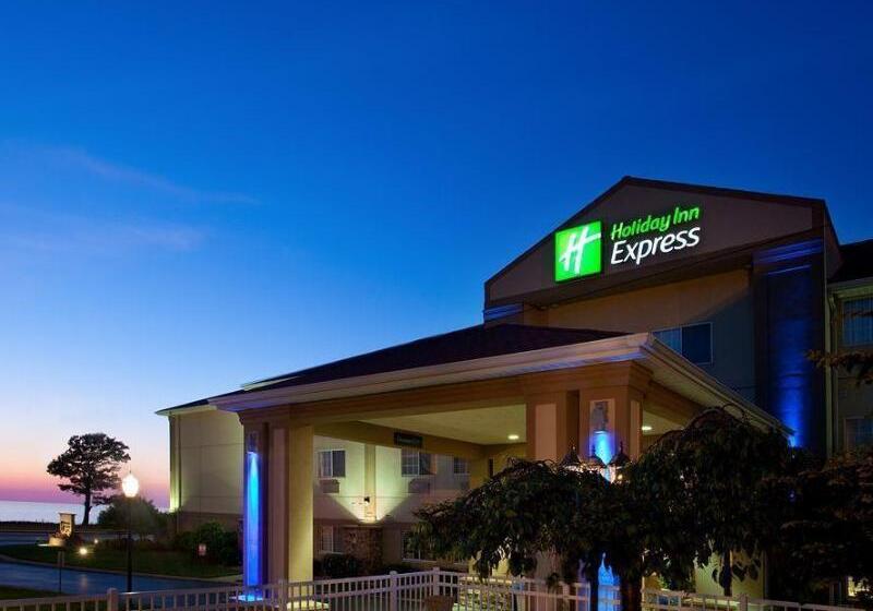 Holiday Inn Express Hotel & Suites St. Joseph By Ihg