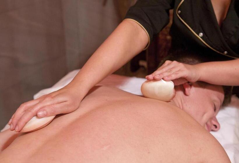 هتل Agit Congress&spa