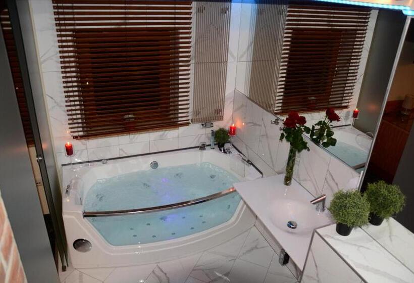 هتل Agit Congress&spa