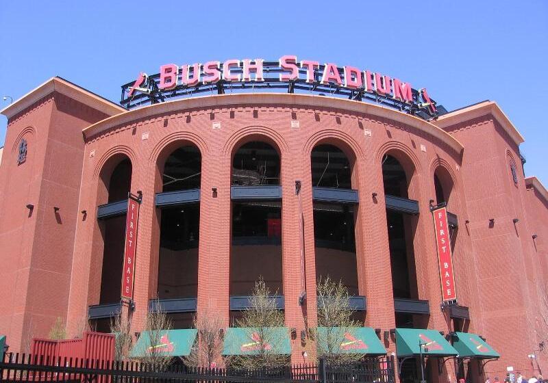 ホテル Americas Best Value Inn St. Louis Downtown