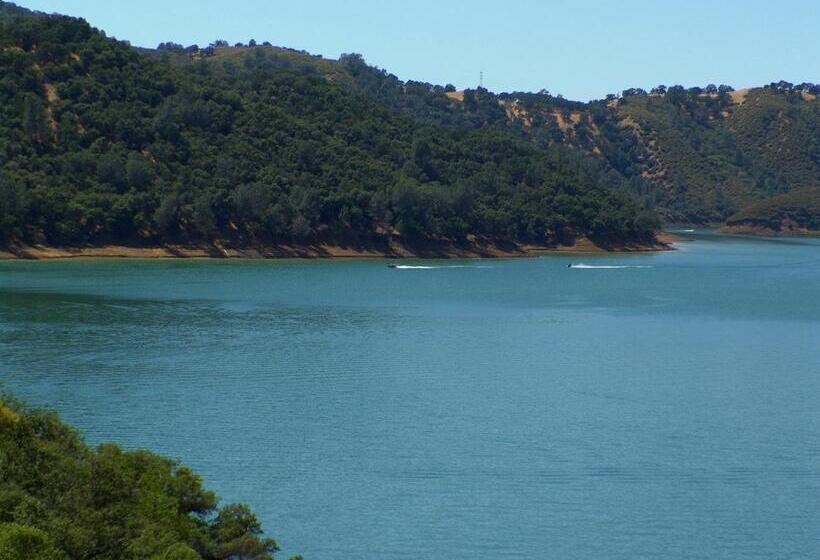 호텔 Americas Best Value Inn Vacaville