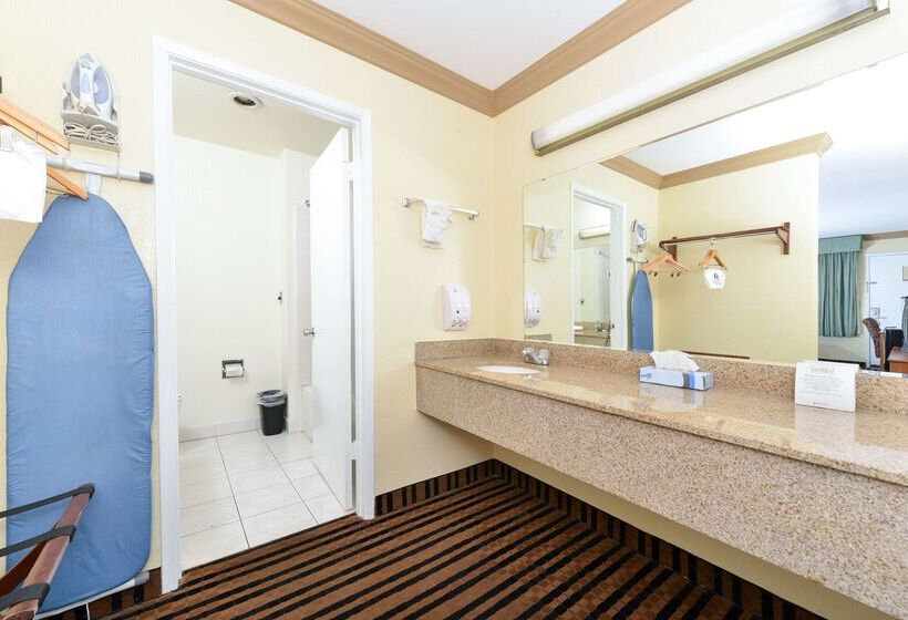 Отель Americas Best Value Inn Vacaville