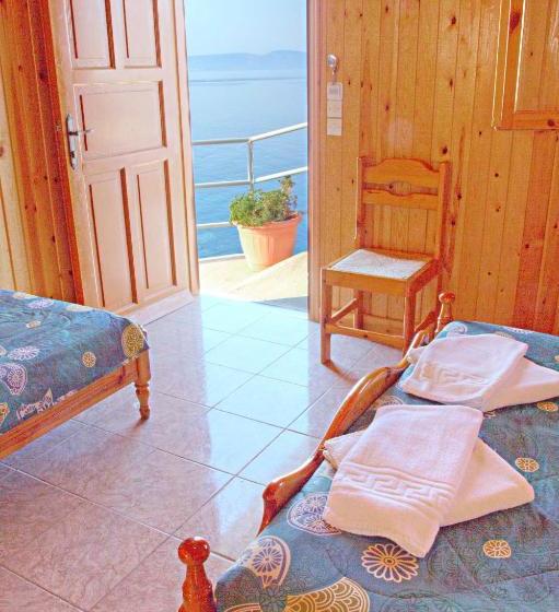 Отель Anaxos Hill