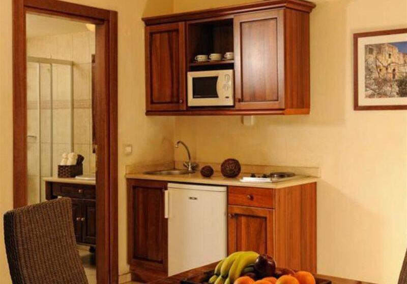 בית מלון כפרי Anesis Blue Boutique