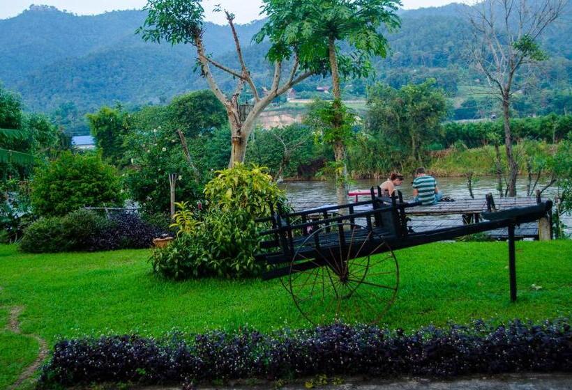 فندق Areeya Phuree Resort