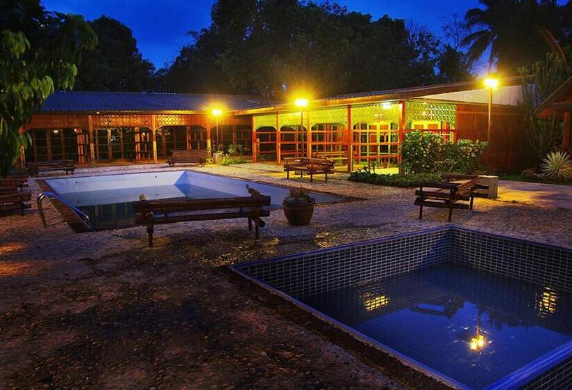 فندق Areeya Phuree Resort