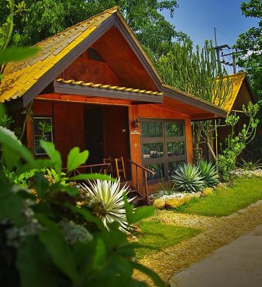 فندق Areeya Phuree Resort