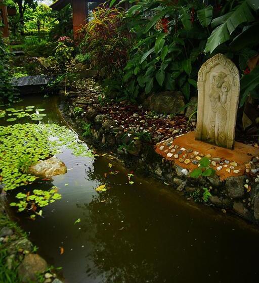 فندق Areeya Phuree Resort