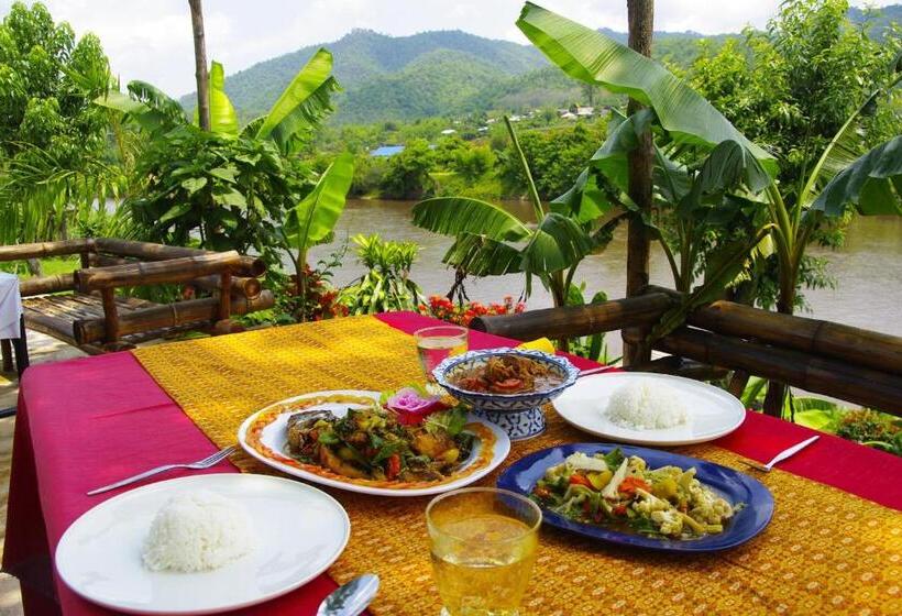 فندق Areeya Phuree Resort