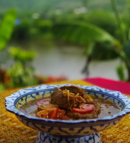 فندق Areeya Phuree Resort