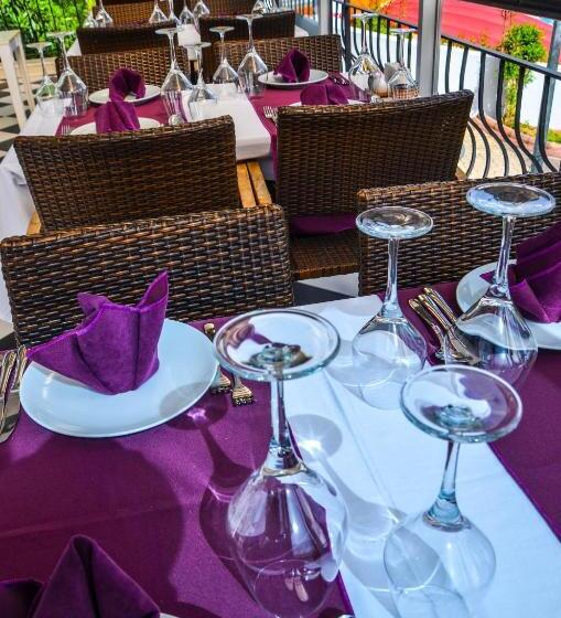 호텔 Ark Apart And Suite