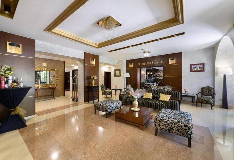 فندق Aurum